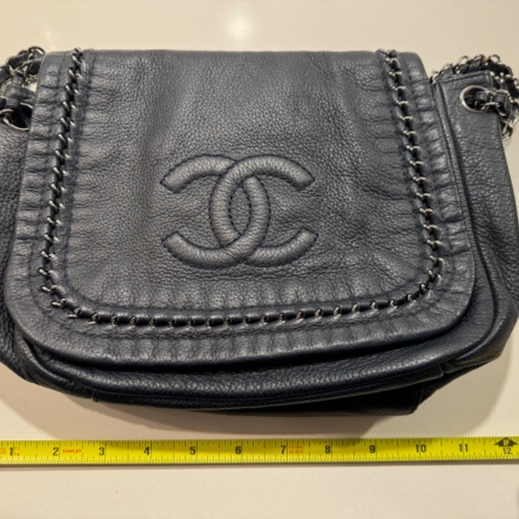 Vintage CHANEL Leather Luxe Ligne accordion flap bag - Picture 17 of 17